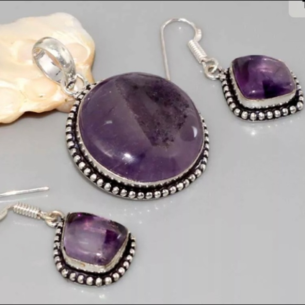 SOLD. AMETHYST LACE PENDANT EARRINGS SET